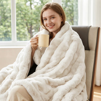 Ultra Soft Faux Fur Throw Blanket