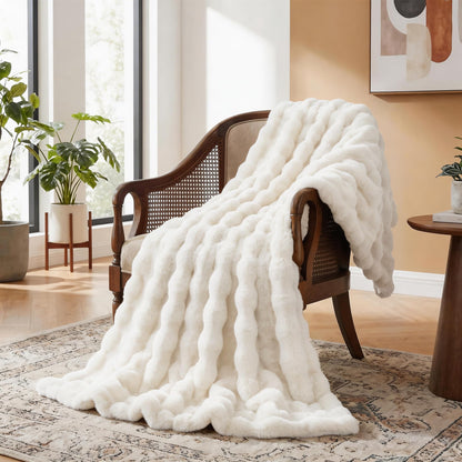 Ultra Soft Faux Fur Throw Blanket