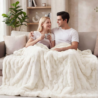 Ultra Soft Faux Fur Throw Blanket