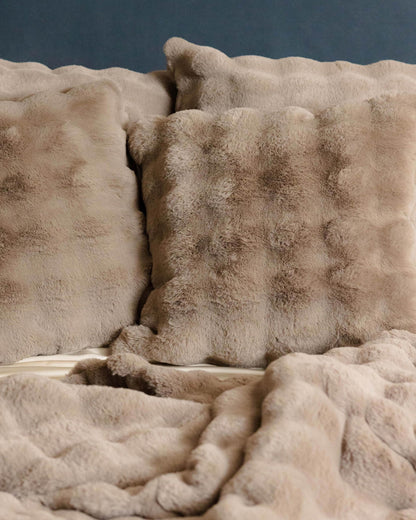 Bubble Faux Fur Luxury Throw Blanket