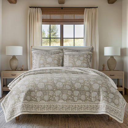 Reversible Floral Cotton Quilt Set King/Cal King Size